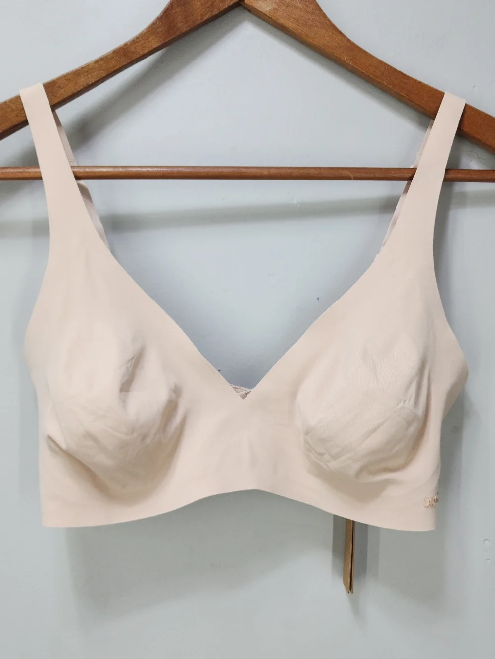 Skims Naked Plunge Bralette - Picture 1 of 6